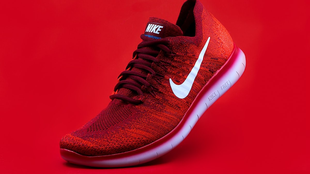 Chaussures running pour pieds larges : largeur, pointure et confort sans compression