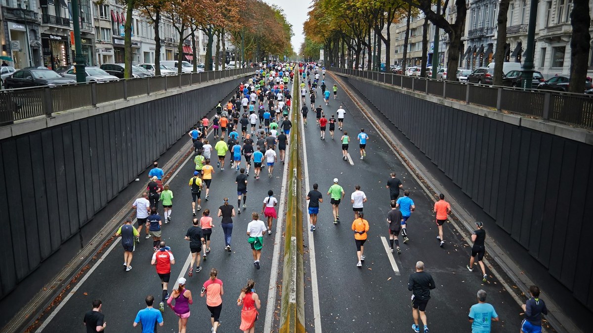 Séance 30/30 en course à pied : régler l’allure, la récupération et la progression